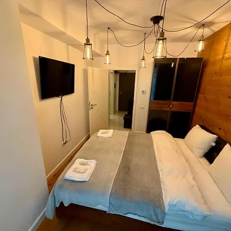Luxury Downtown By Managr Appartement Braşov